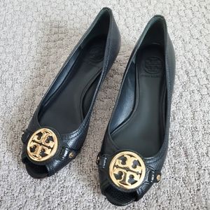 EUC Authentic Tory Burch wedge